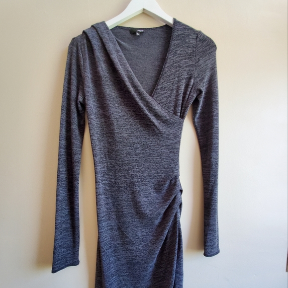 Wilfred Free bodycone dress l Aritzia l Klum in heather grey faux overlap, XS - Picture 2 of 5